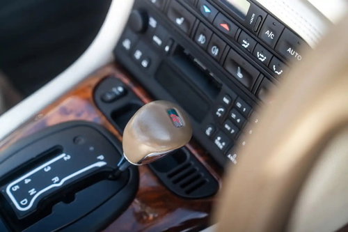 Jaguar XKR 32