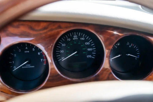 Jaguar XKR 27