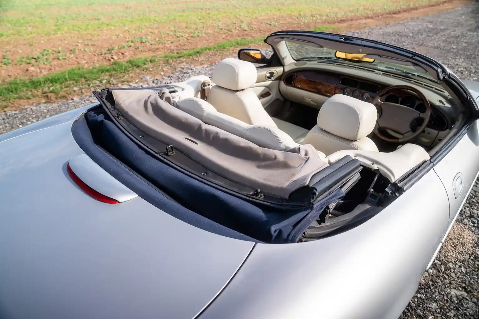 Jaguar XKR