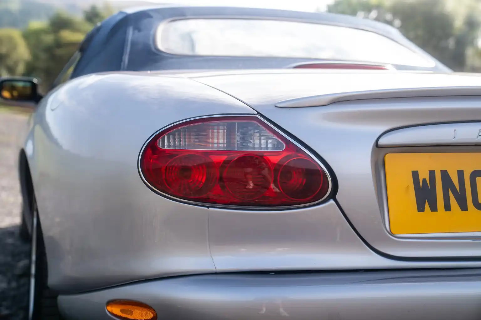 Jaguar XKR