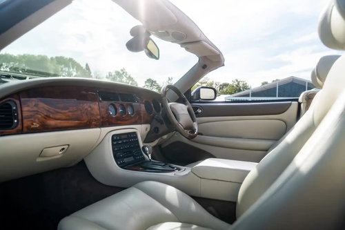 Jaguar XKR 34