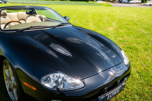 Jaguar XKR 10