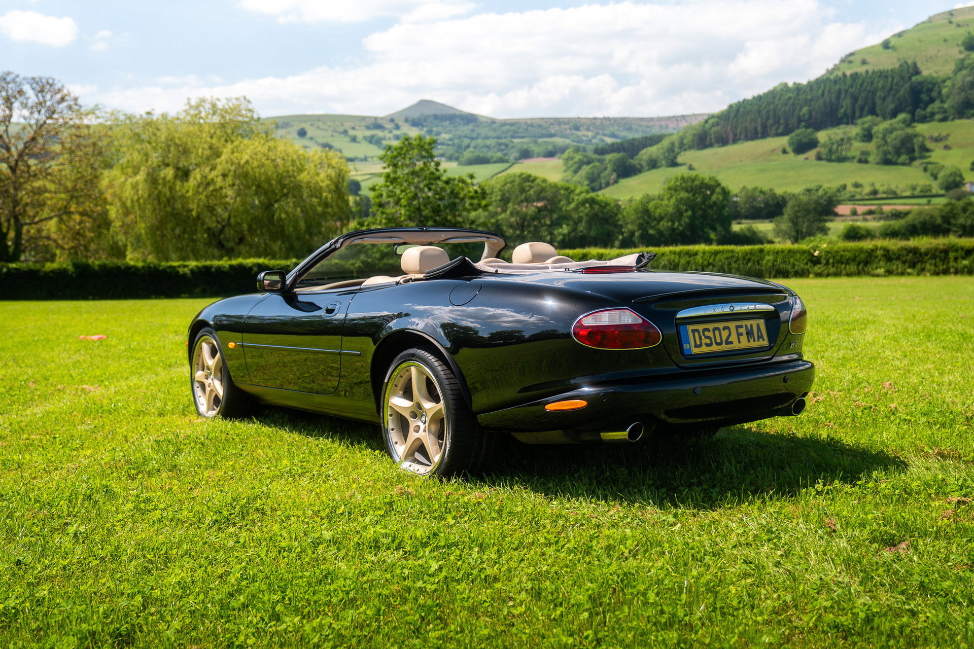 Jaguar XKR