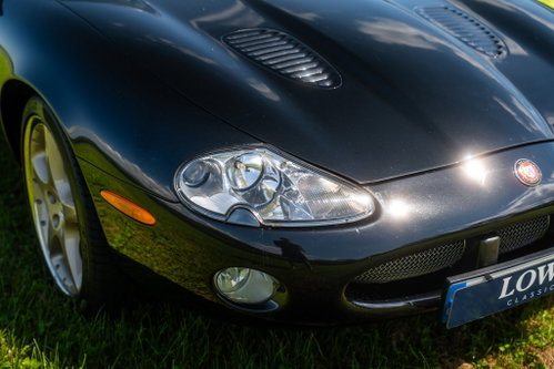Jaguar XKR 9