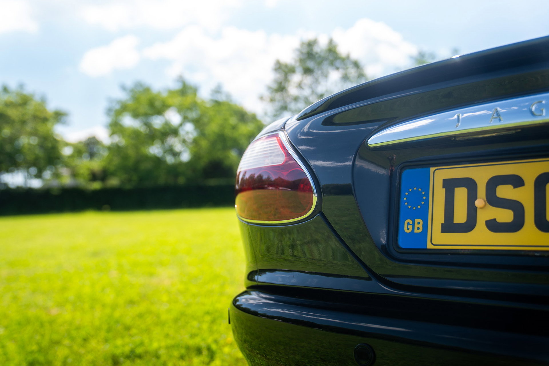Jaguar XKR