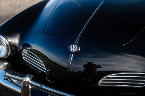 Volkswagen Karmann Ghia 13