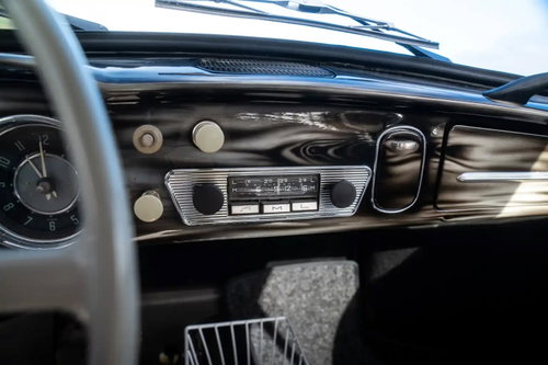 Volkswagen Karmann Ghia 27