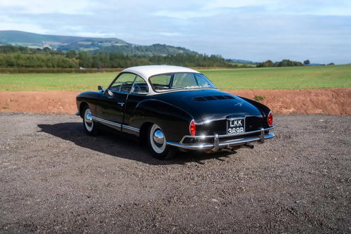 Volkswagen Karmann Ghia 5