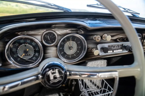 Volkswagen Karmann Ghia 23