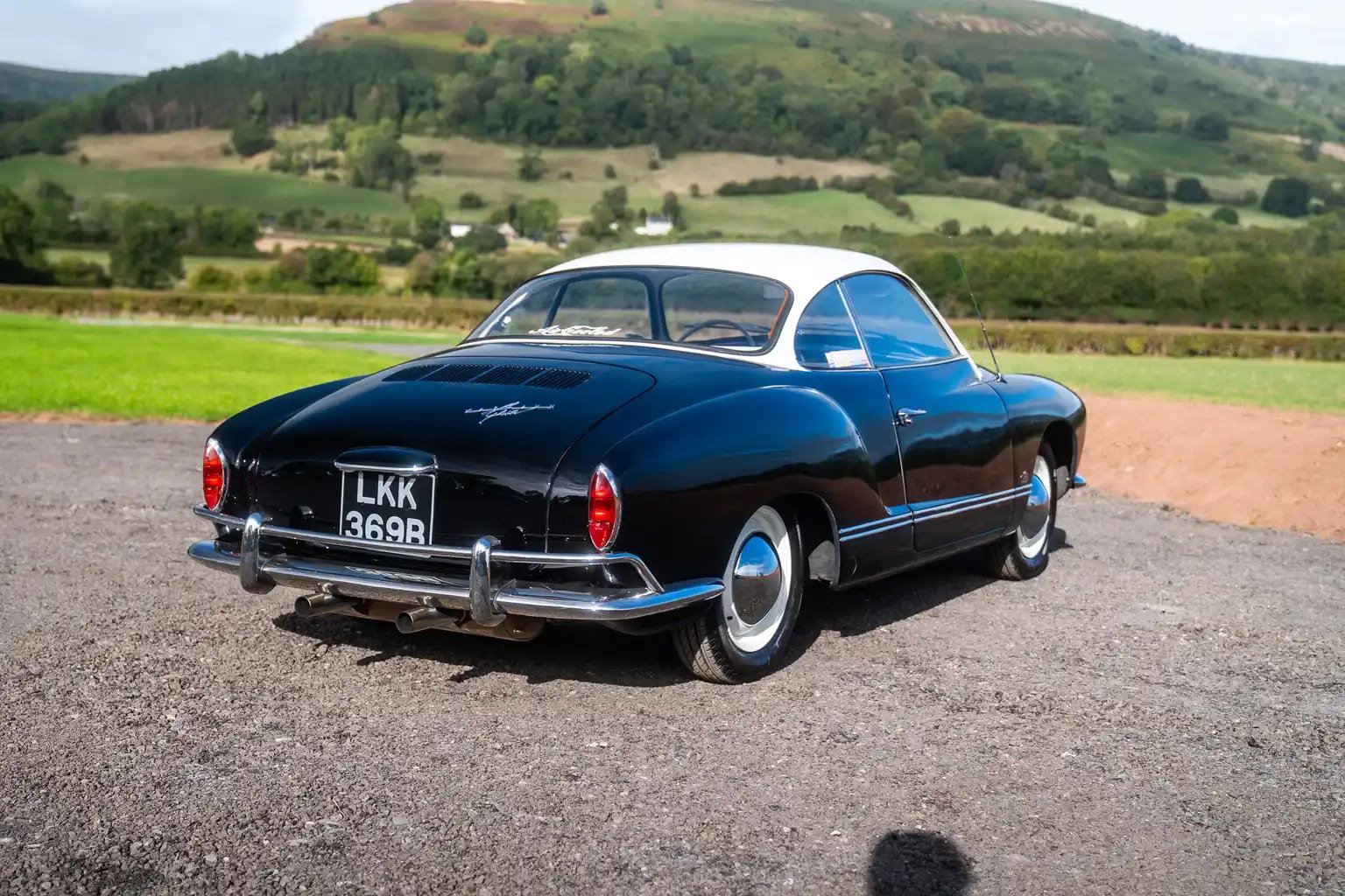 Volkswagen Karmann Ghia