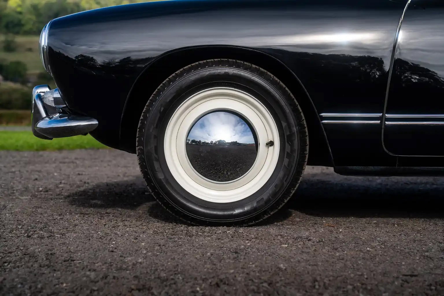 Volkswagen Karmann Ghia