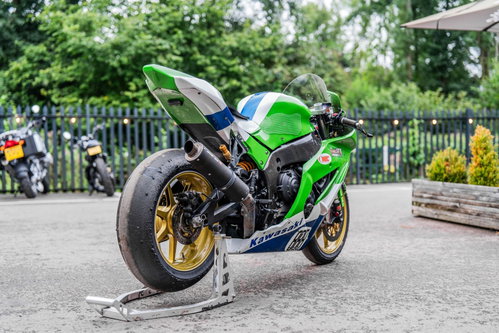 KAWASAKI ZX 1000 C1H 5