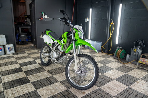 KAWASAKI Klx 250 s9f 2