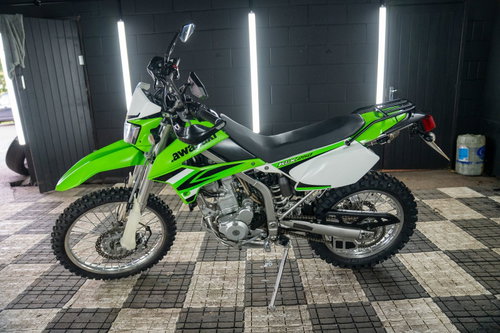 KAWASAKI Klx 250 s9f 3