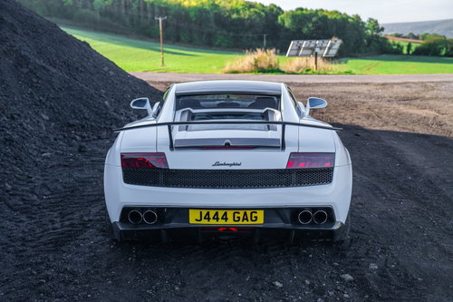 Lamborghini Gallardo 4