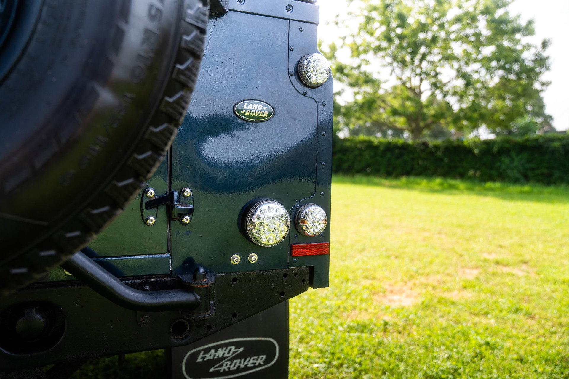 Land Rover DEFENDER 110