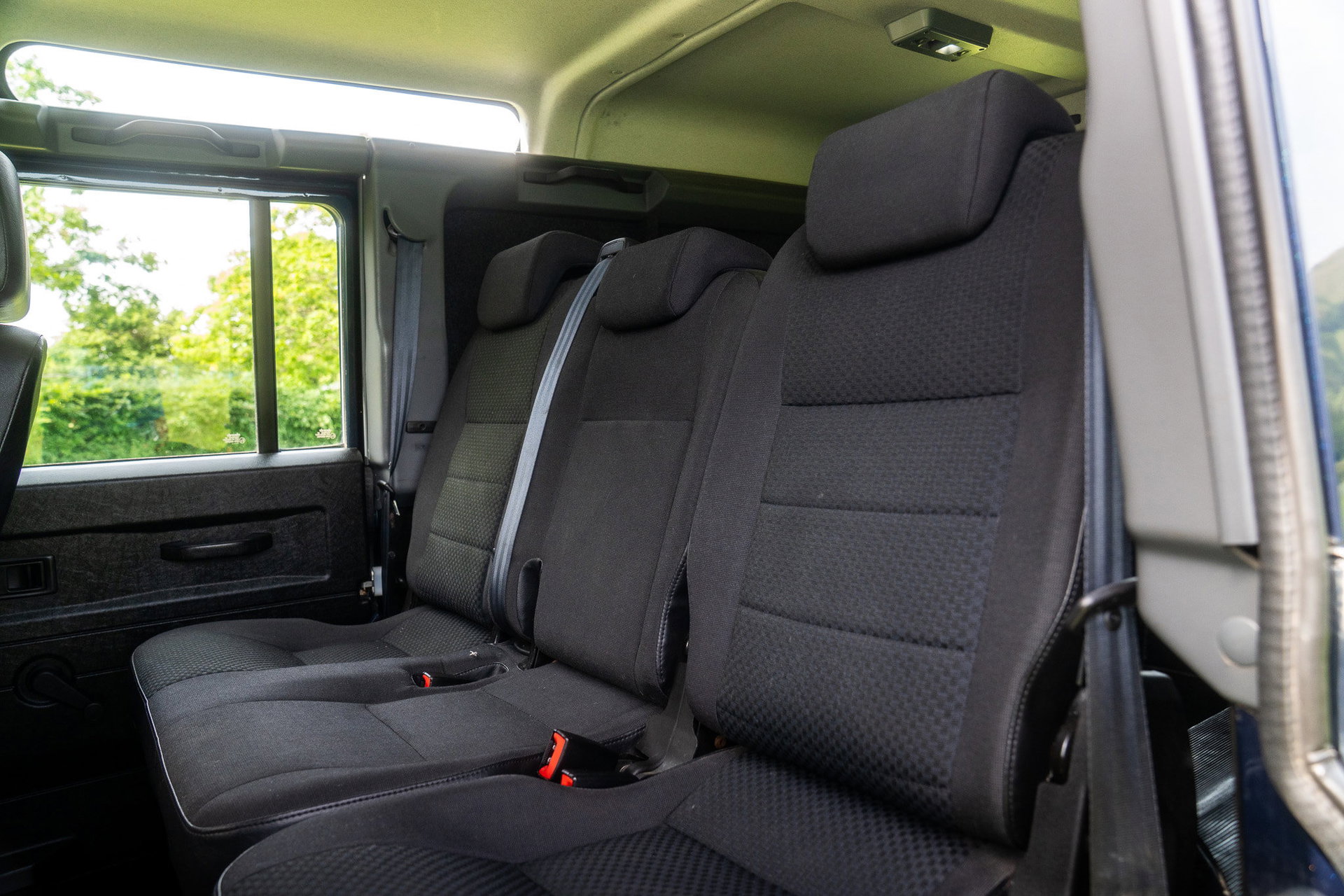 Land Rover DEFENDER 110