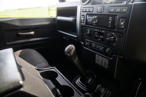 Land Rover DEFENDER 110 19