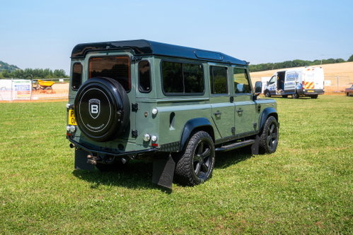 Land Rover DEFENDER 110 4