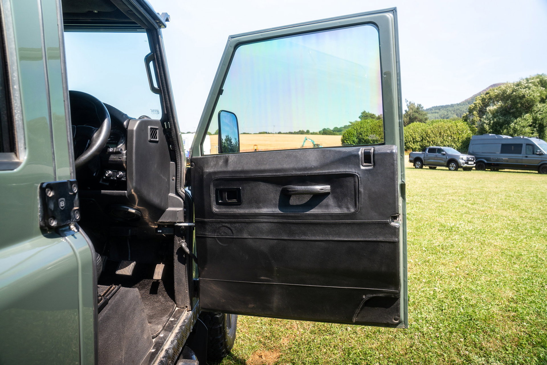 Land Rover DEFENDER 110