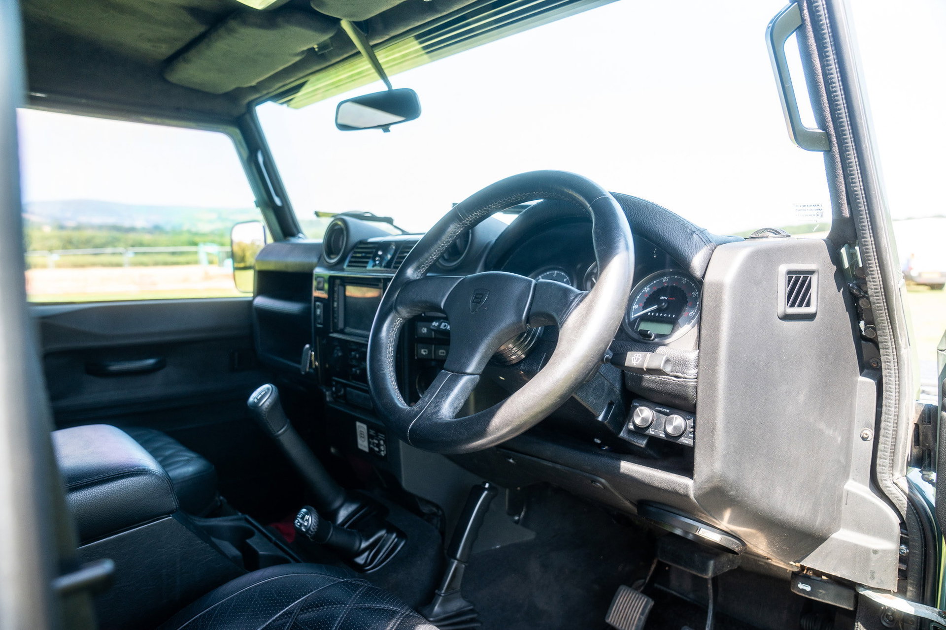 Land Rover DEFENDER 110