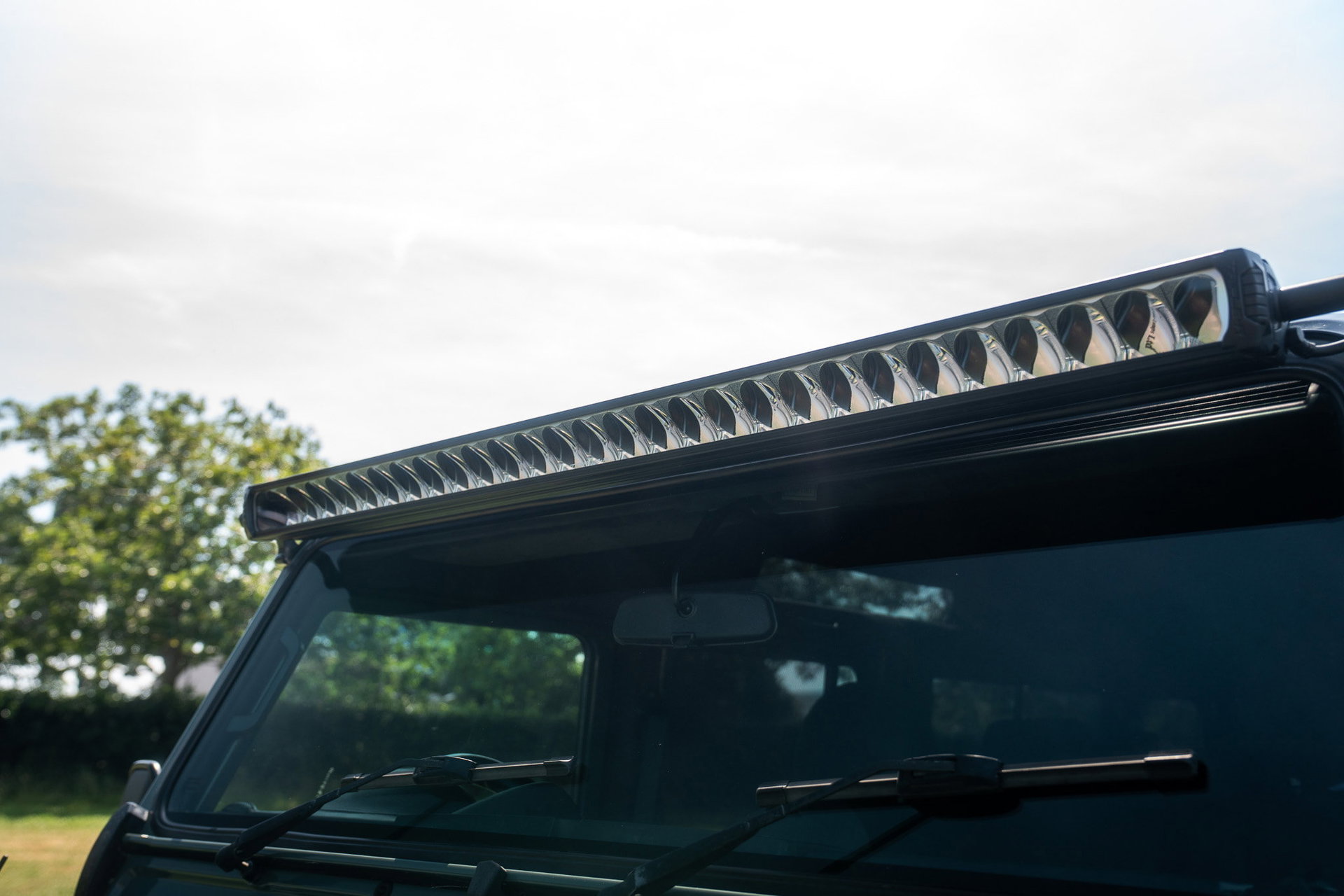 Land Rover DEFENDER 110