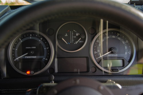 Land Rover DEFENDER 110 31