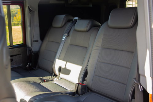 Land Rover DEFENDER 110 34