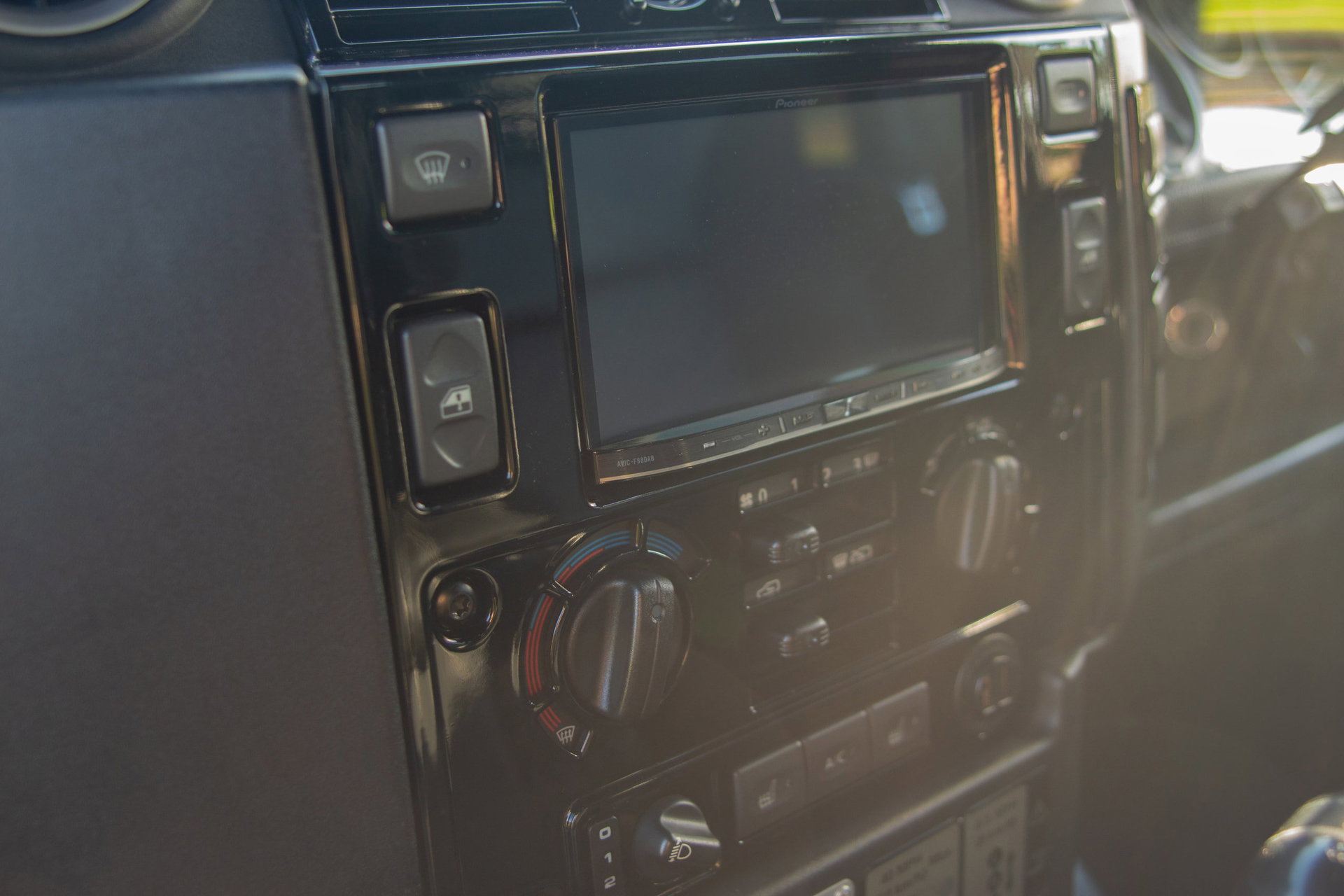Land Rover DEFENDER 110