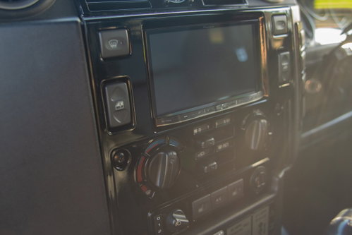 Land Rover DEFENDER 110 23