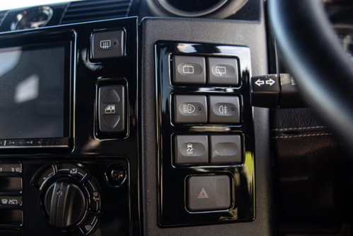 Land Rover DEFENDER 110 27