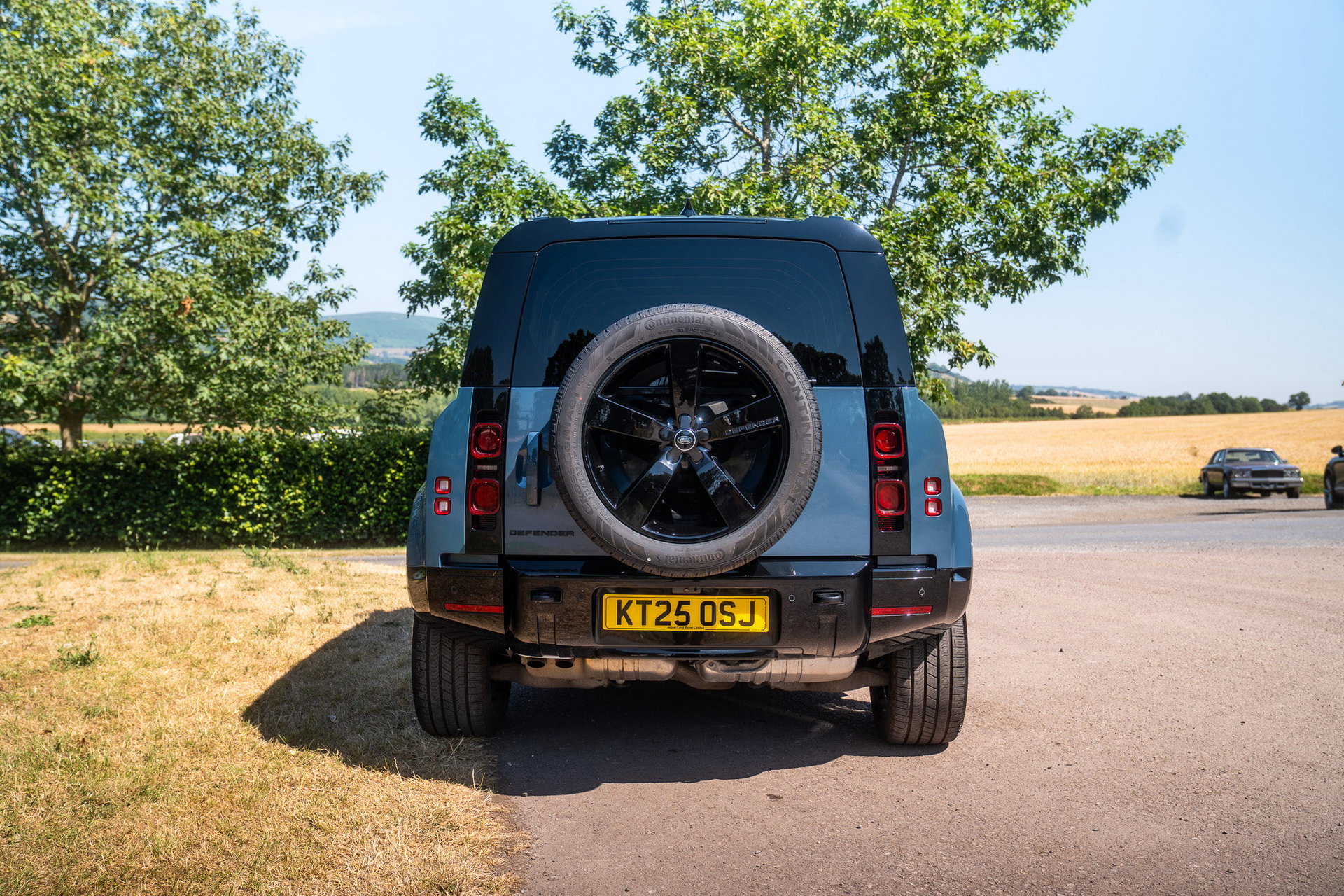 Land Rover DEFENDER 110