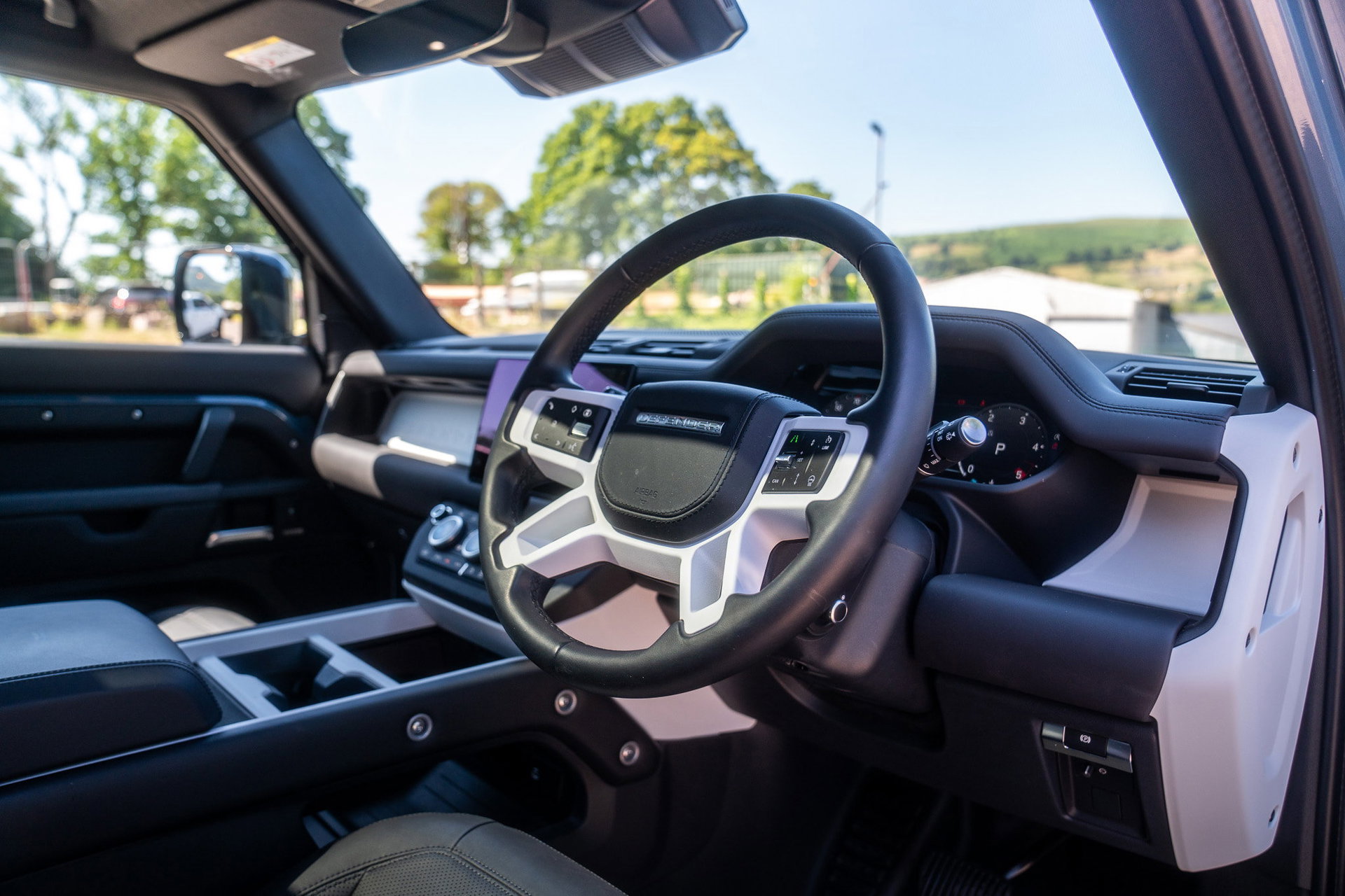 Land Rover DEFENDER 110