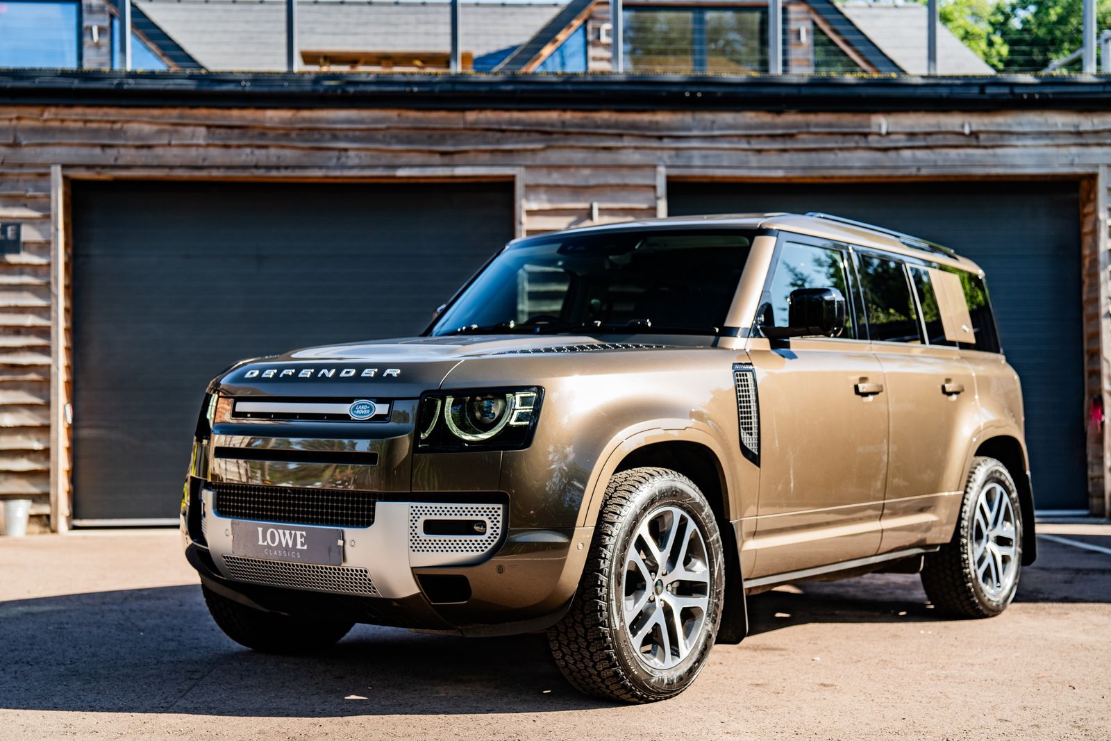 Land Rover Defender