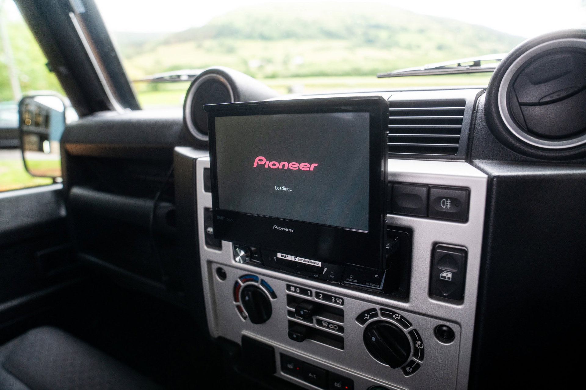 Land Rover Defender 90