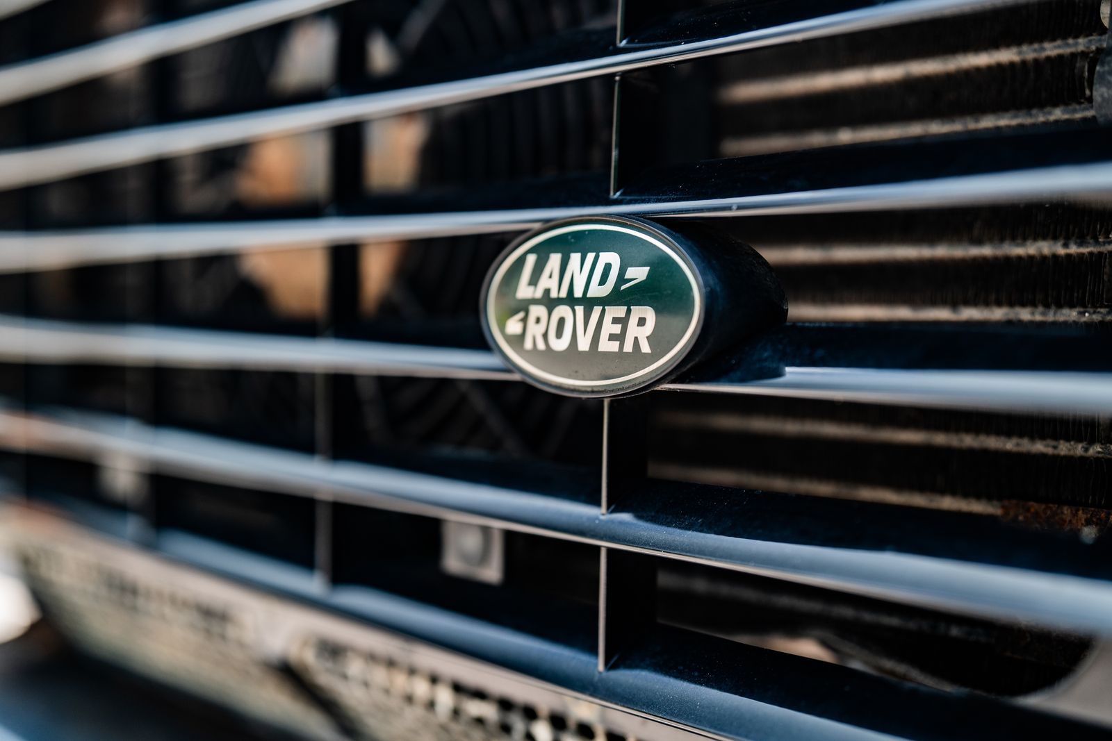Land Rover Defender 90
