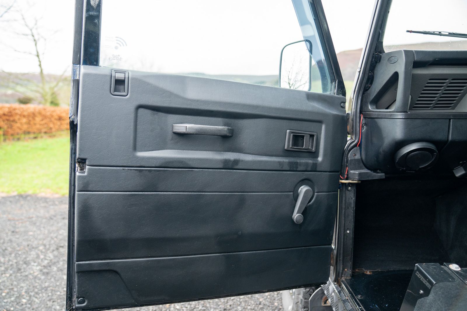 Land Rover Defender 90