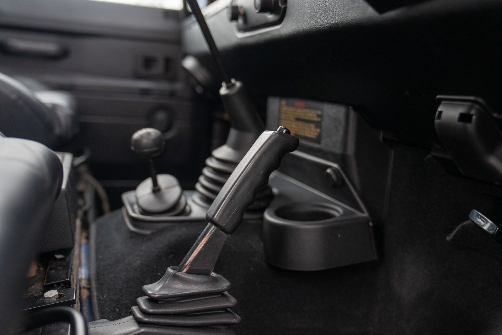 Land Rover Defender 90