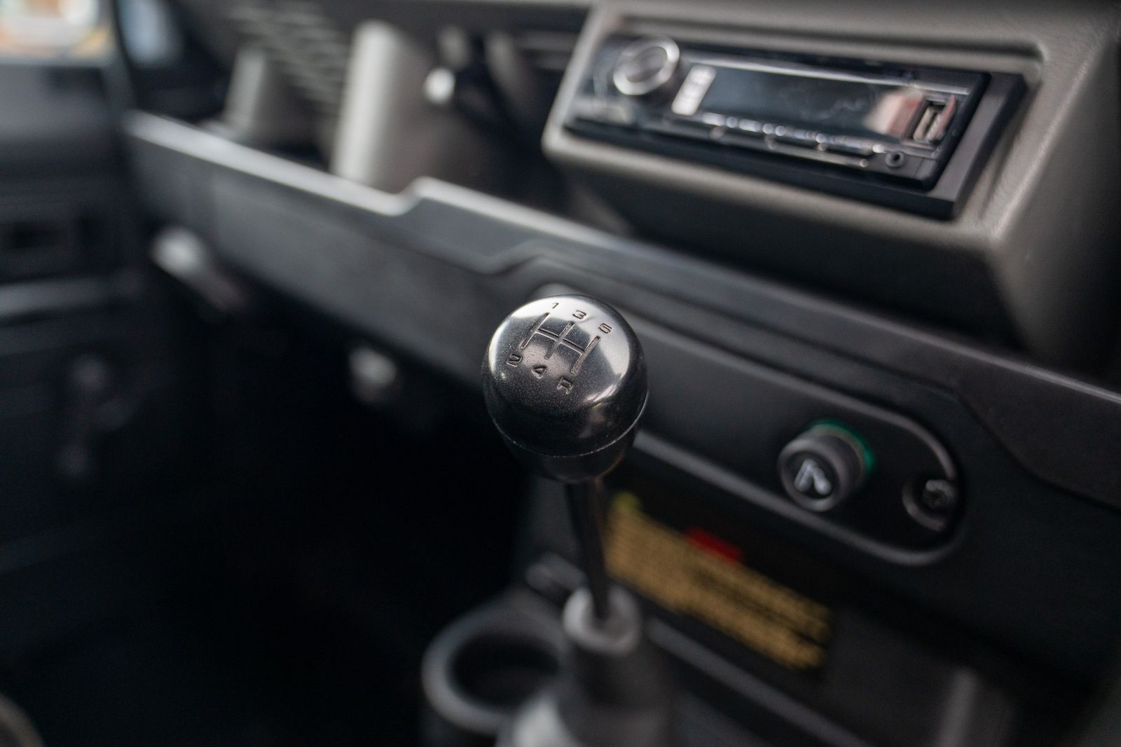 Land Rover Defender 90