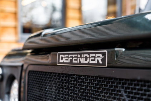 Land Rover Defender 90 10