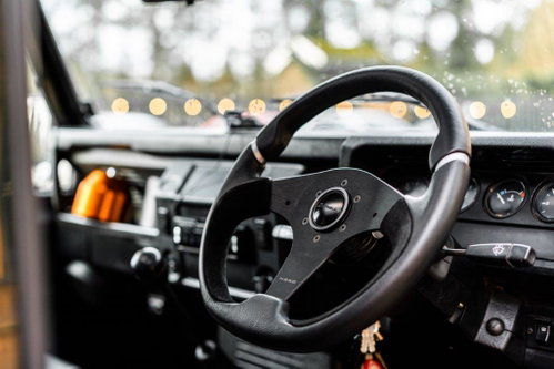 Land Rover Defender 90 13