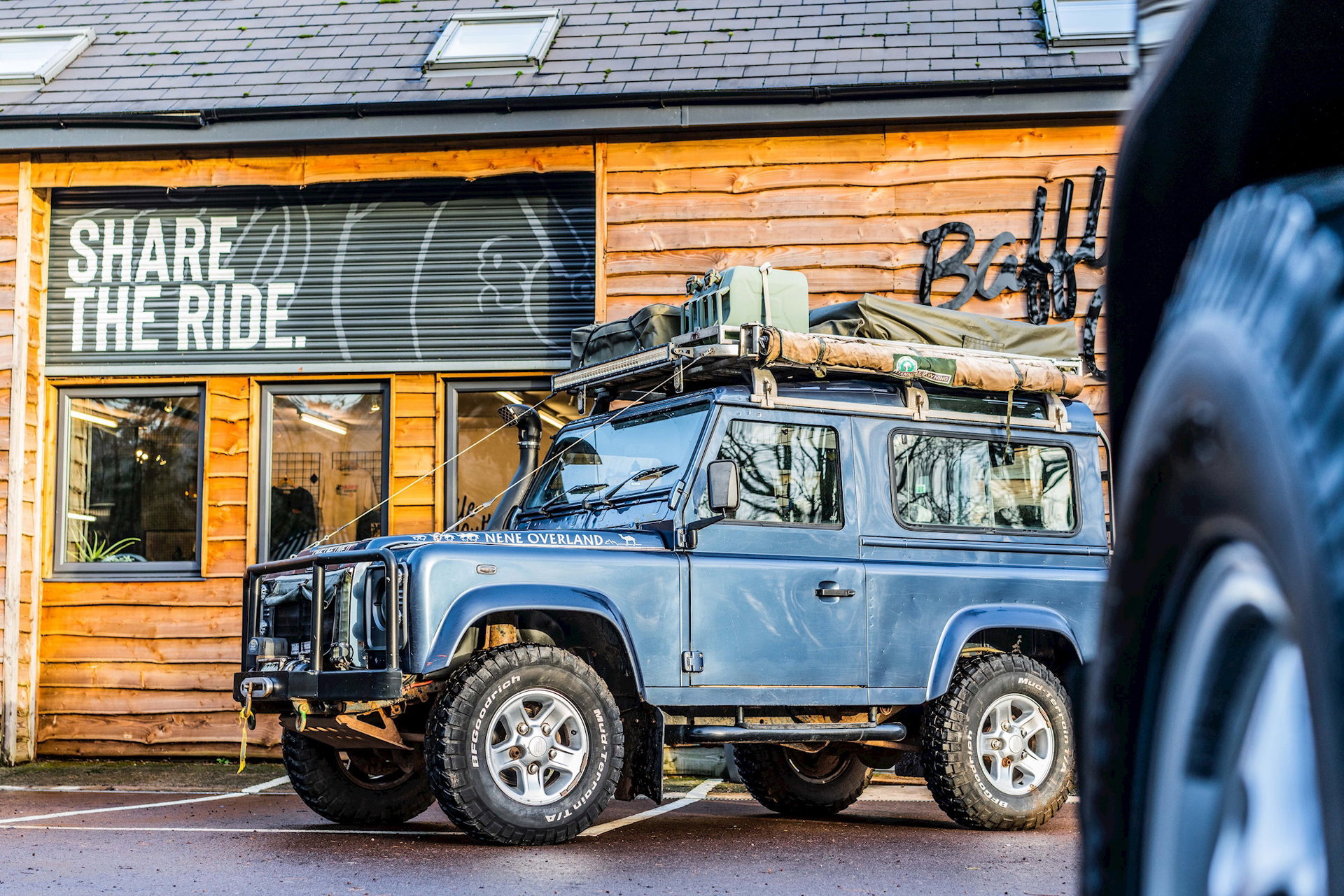 Land Rover Defender