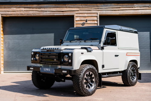Land Rover Defender 90 0