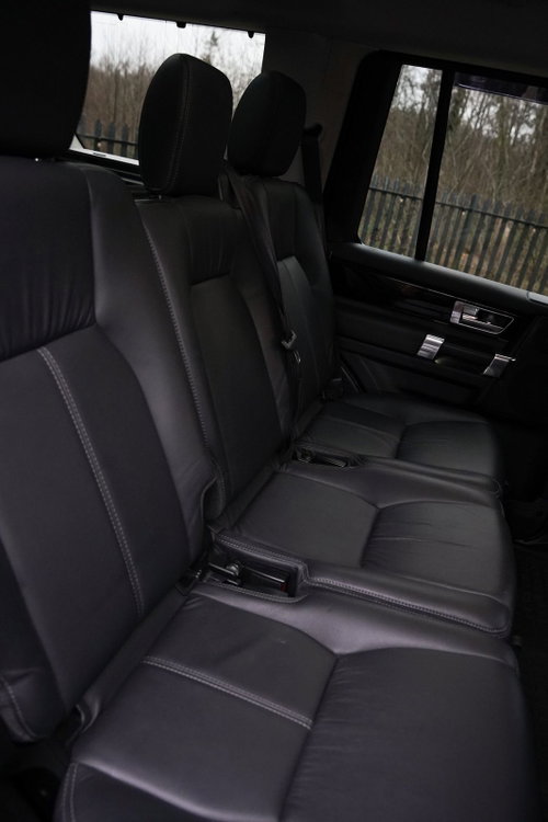 Land Rover DISCOVERY 18