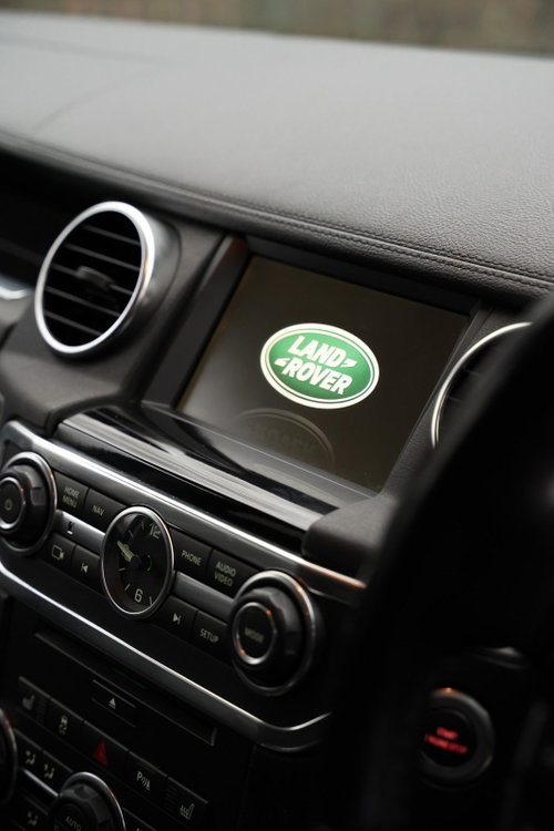 Land Rover DISCOVERY 17