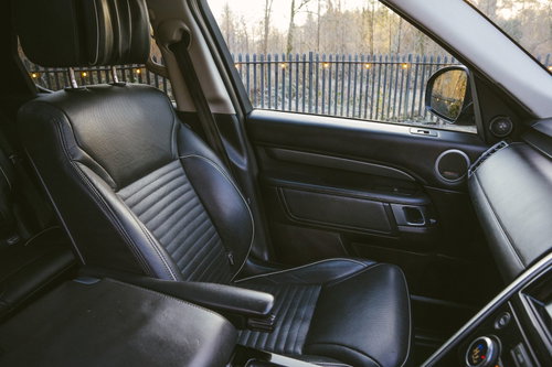 Land Rover DISCOVERY 9