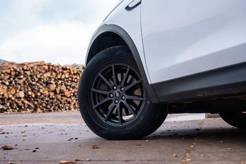 Land Rover Discovery Sport 1
