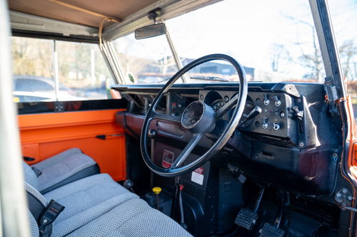 Land Rover LANDROVER 110 17