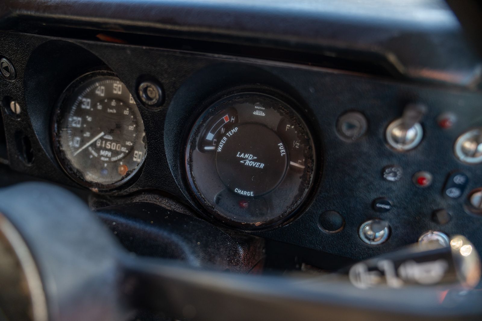 Land Rover LANDROVER 110