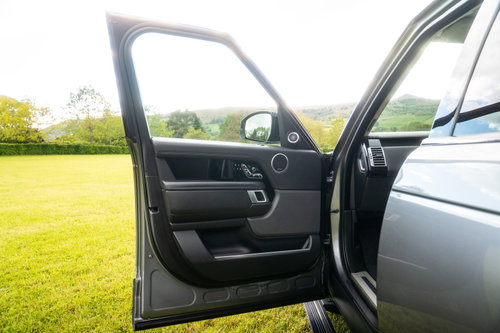 Land Rover Range Rover 24